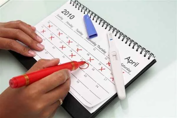 Is it possible to get pregnant during the safe period? The safe period is difficult to calculate accurately, and contraception is unreliable!