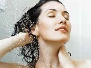 Is it okay to wash your hair during your period?