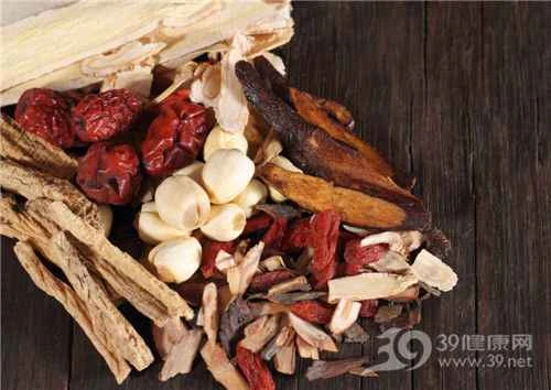 Chinese herbal medicine: red dates, lotus seeds, goji berries_23870315_xxl